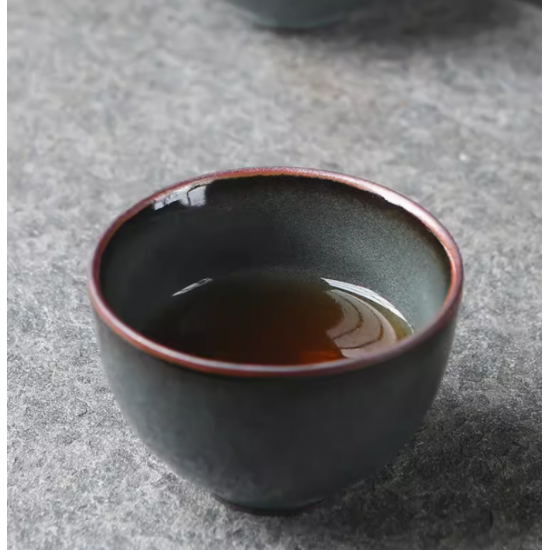 Celadon Ge Kiln Ice Cracked Tea Cup Iron Body Handmade Master Cup Single Cup Tea Tasting Cup Ceramic Kung Fu Tea Set Tea Cup